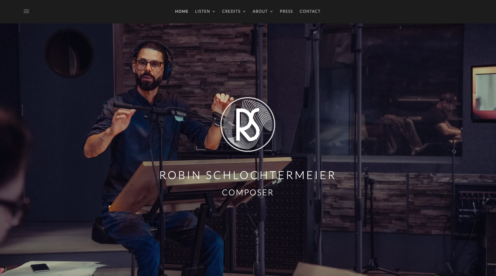 Robin Schlochtermeier logo
